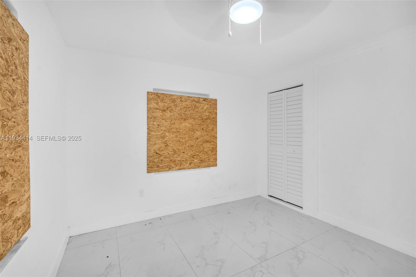 265 NW 135th North Miami, FL 33168