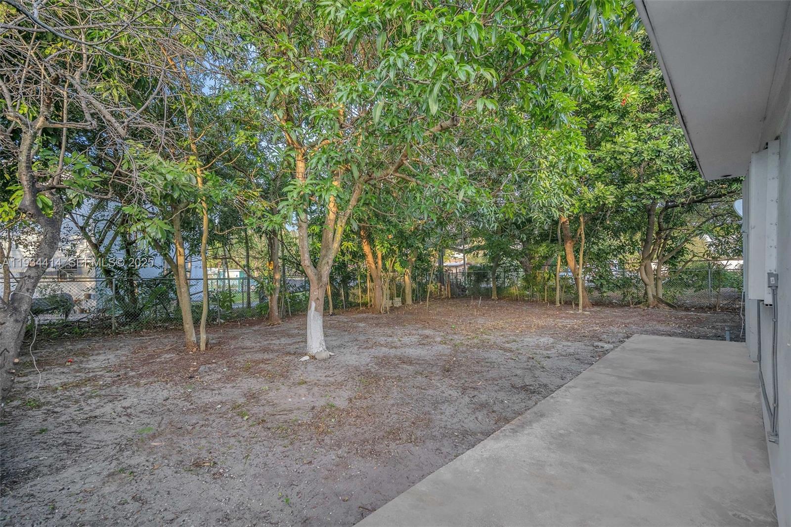 265 NW 135th North Miami, FL 33168