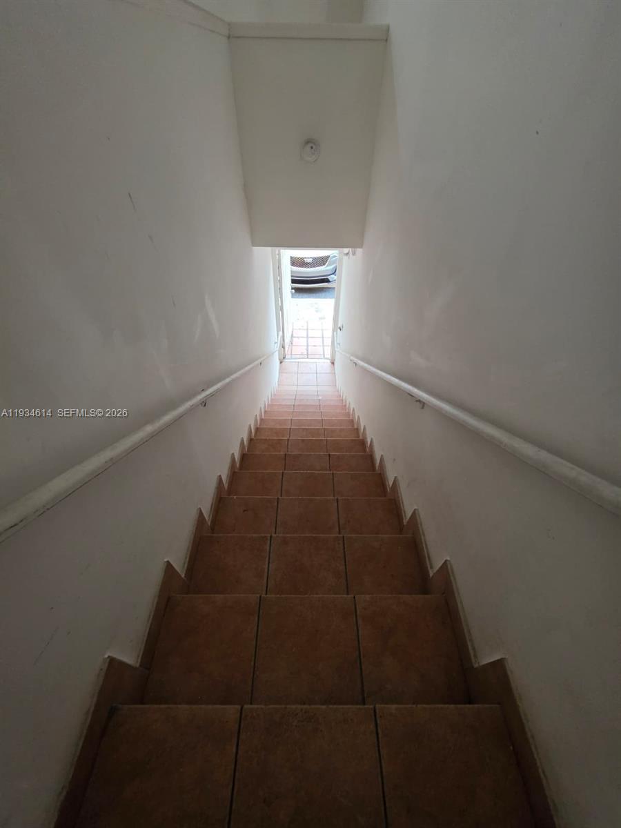 7520 W 20th Ave #202 Hialeah, FL 33016