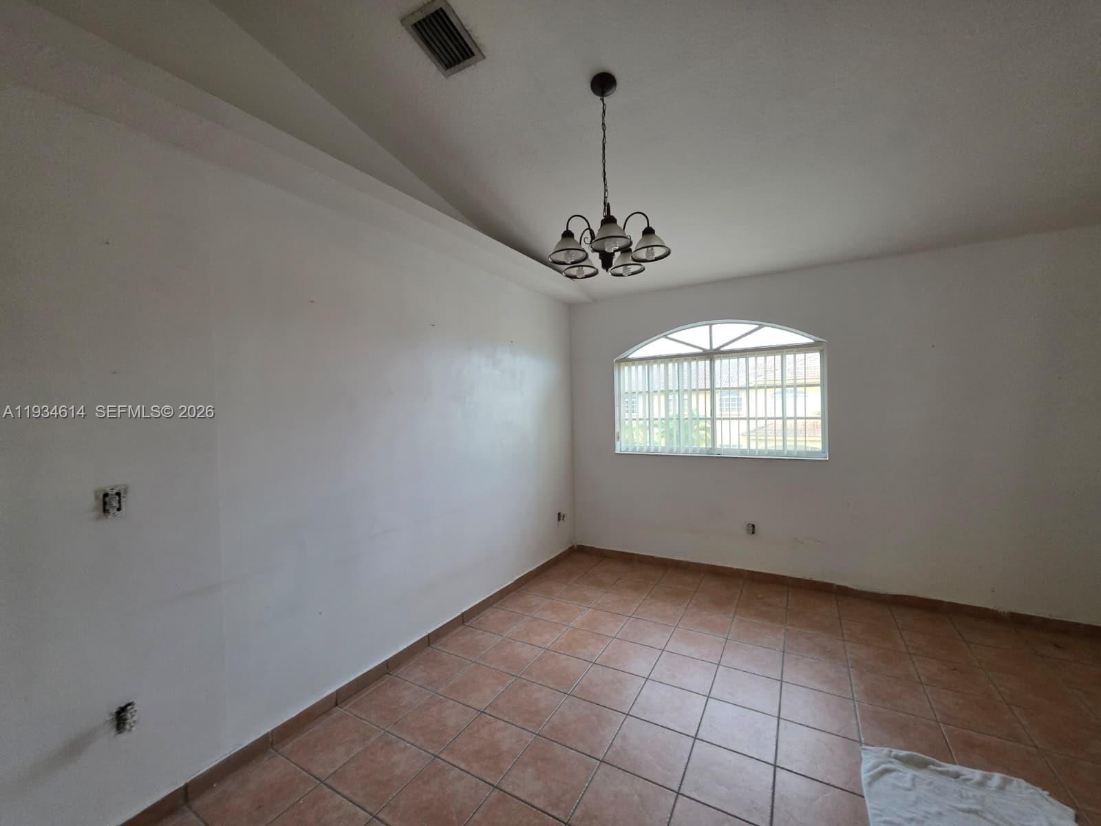 7520 W 20th Ave #202 Hialeah, FL 33016