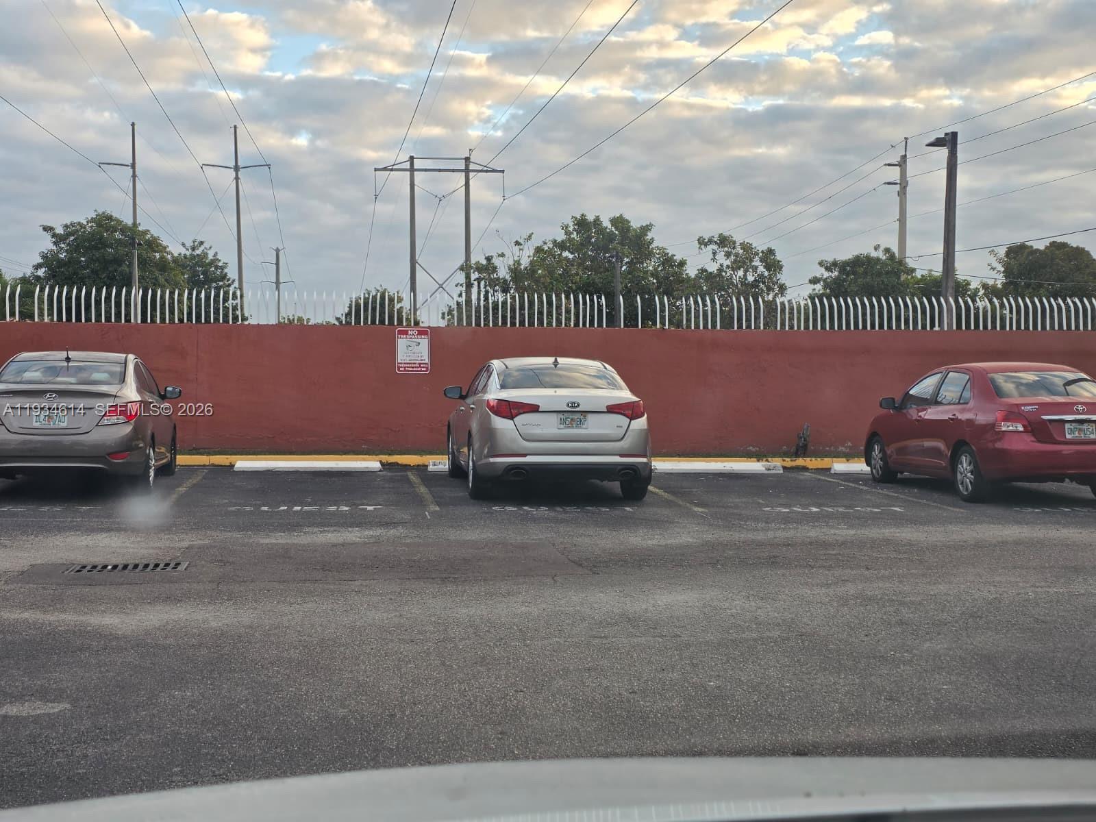 7520 W 20th Ave #202 Hialeah, FL 33016