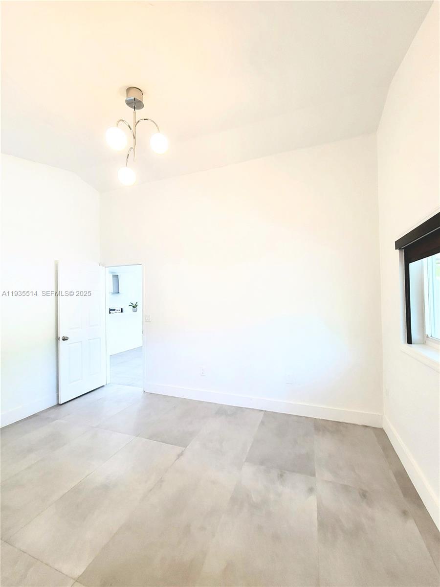 22225 SW 100th Ave Cutler Bay, FL 33190