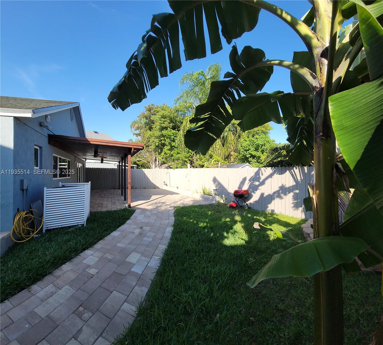 22225 SW 100th Ave Cutler Bay, FL 33190