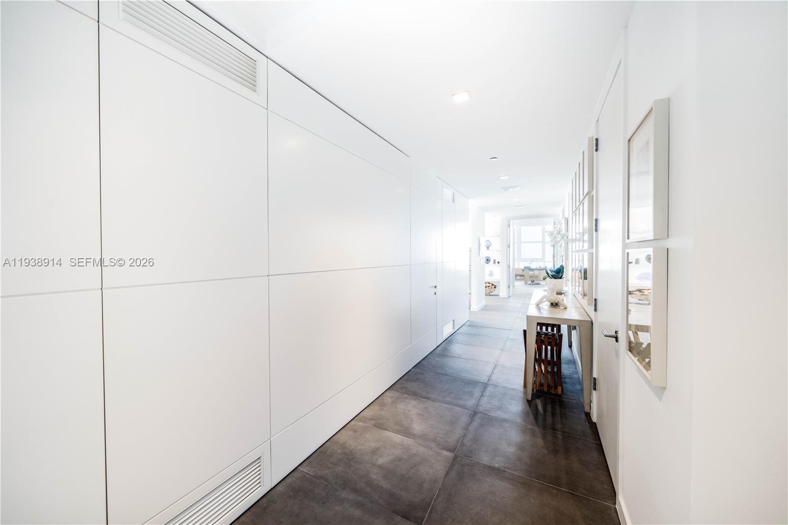 6103 Aqua Ave #701 Miami Beach, FL 33141