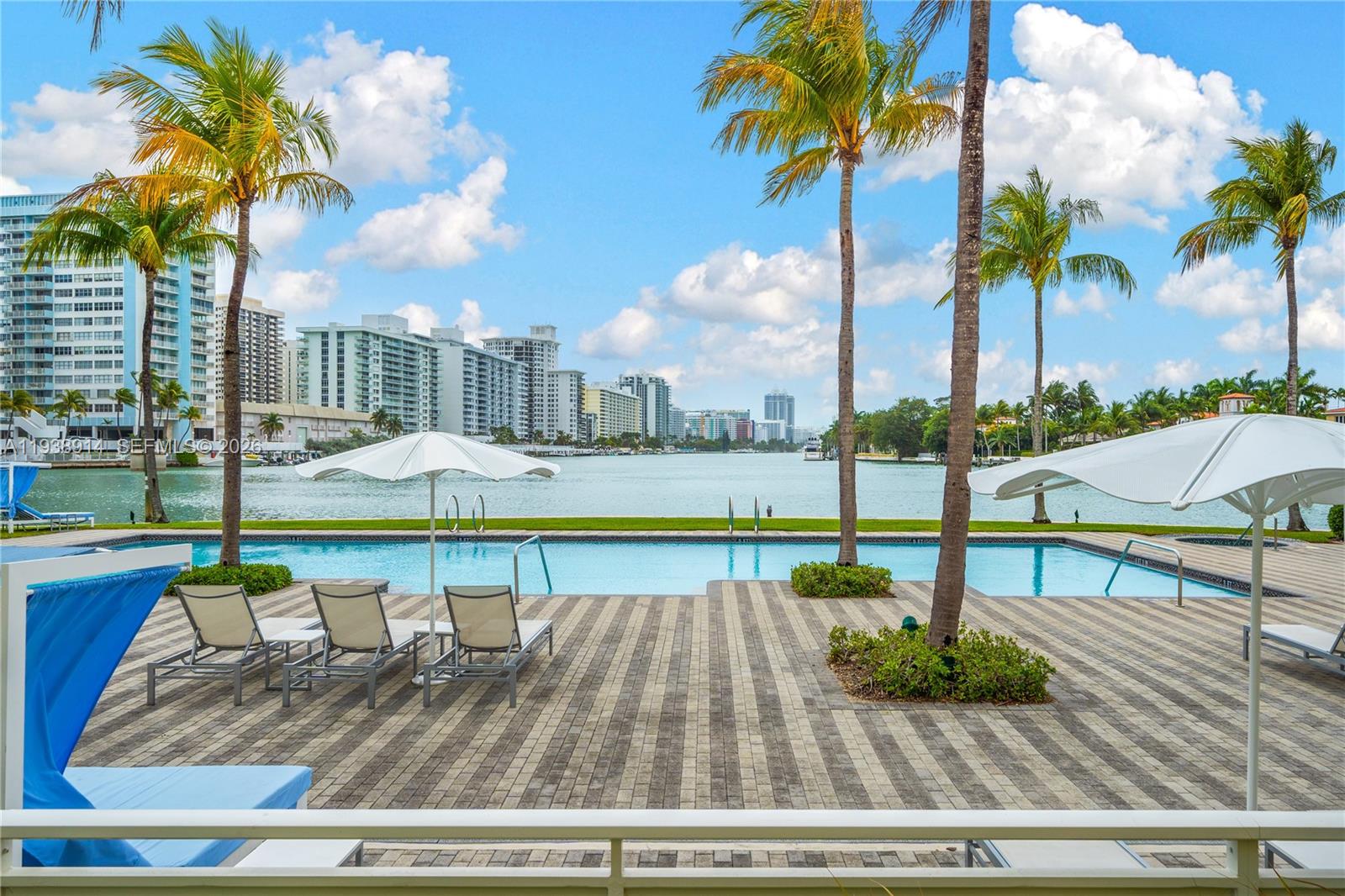 6103 Aqua Ave #701 Miami Beach, FL 33141
