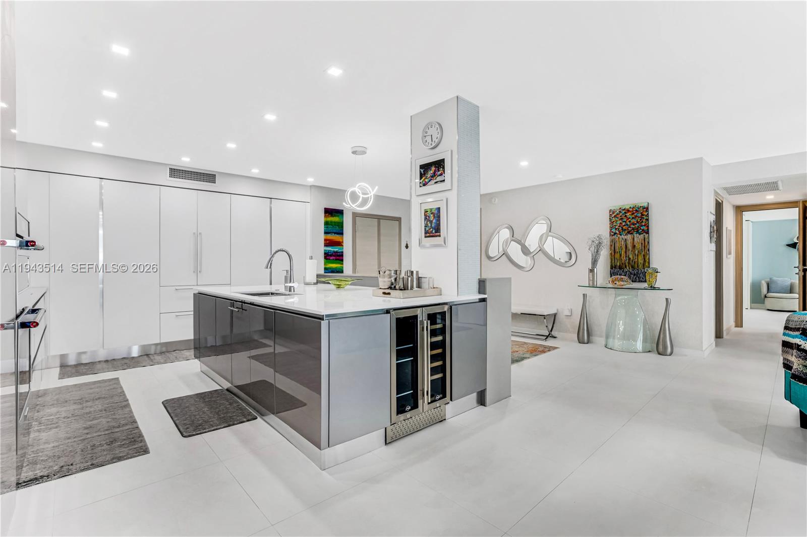 10155 Collins Ave #606 Bal Harbour, FL 33154