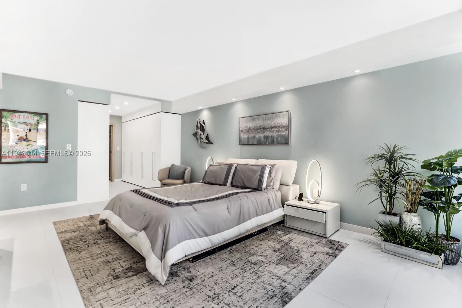 10155 Collins Ave #606 Bal Harbour, FL 33154