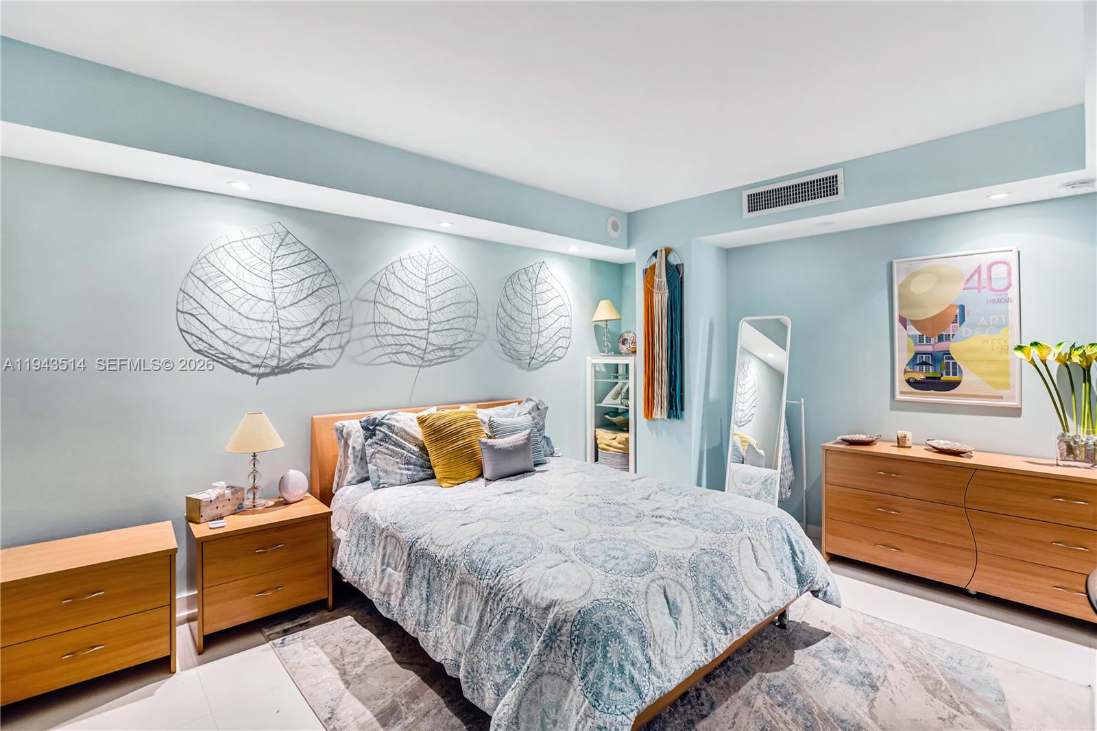 10155 Collins Ave #606 Bal Harbour, FL 33154