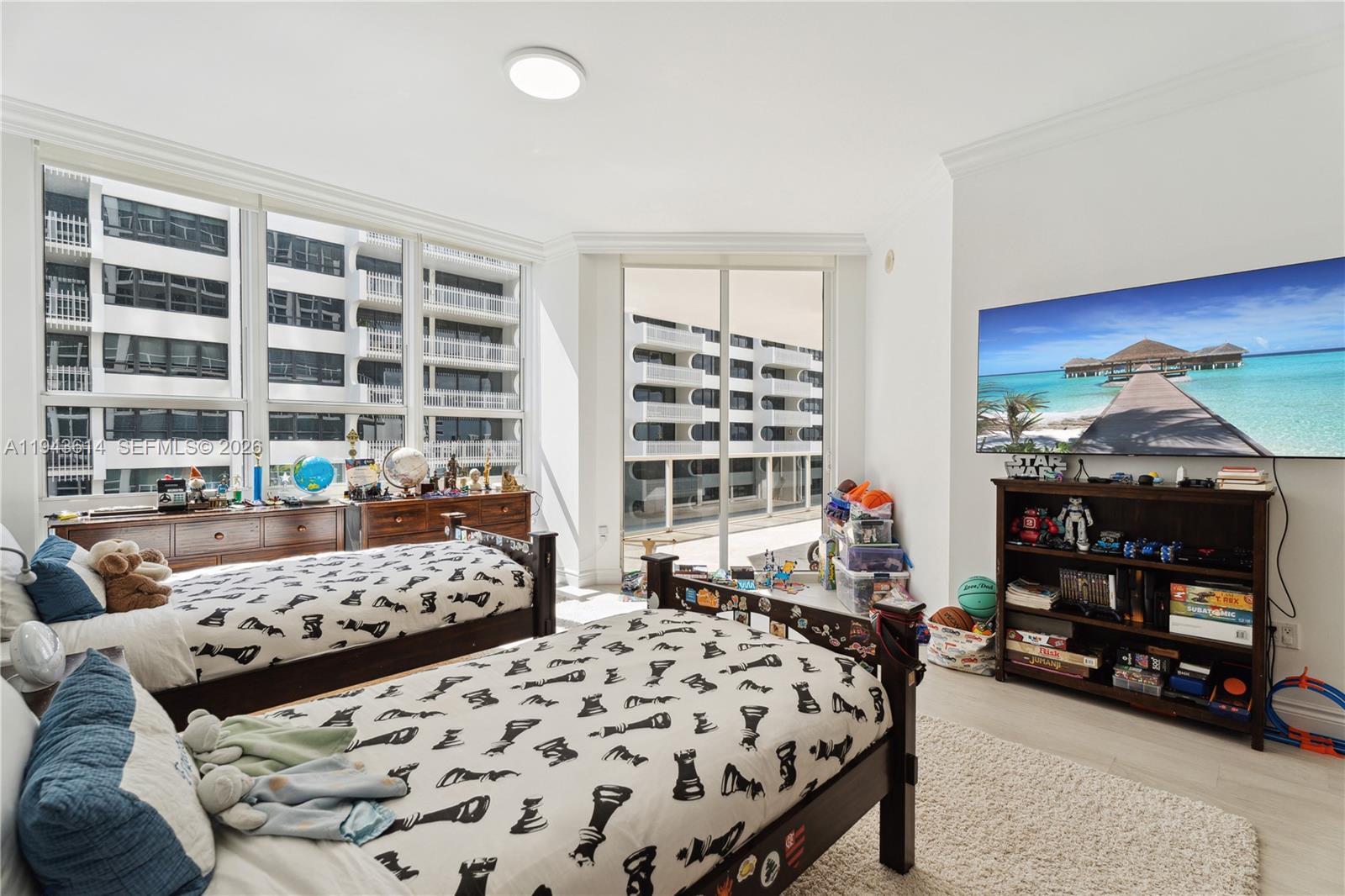 10225 Collins Ave #904 Bal Harbour, FL 33154