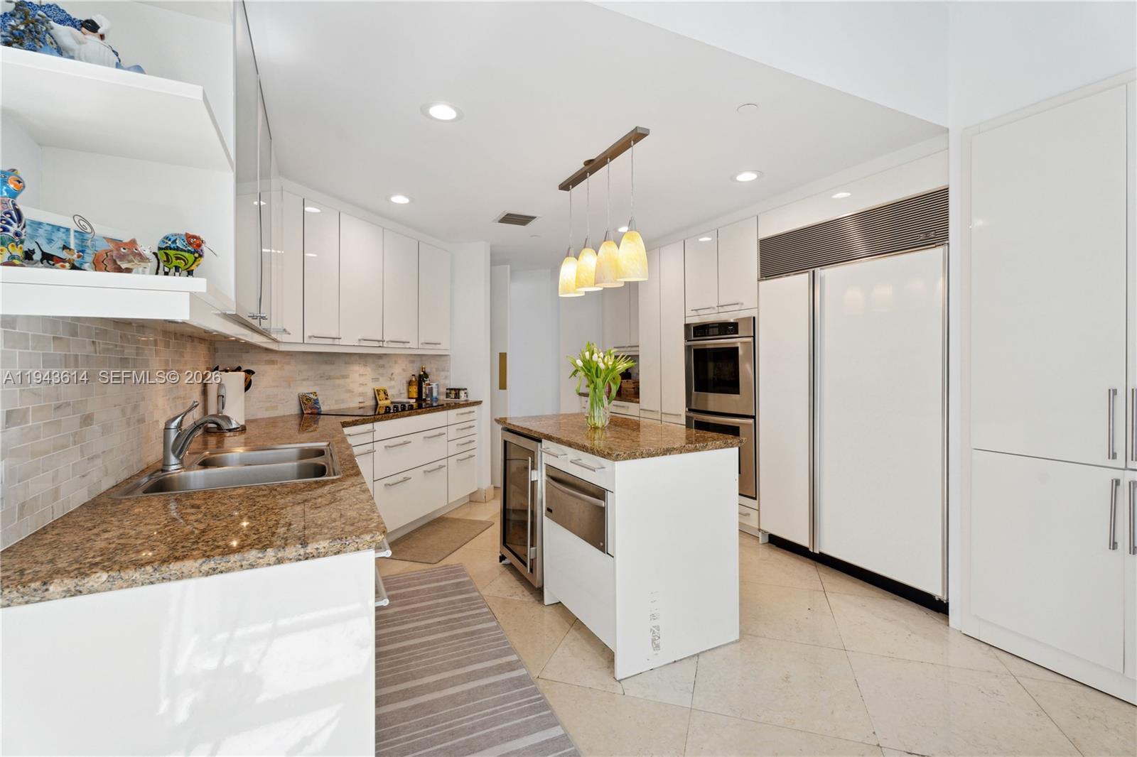 10225 Collins Ave #904 Bal Harbour, FL 33154