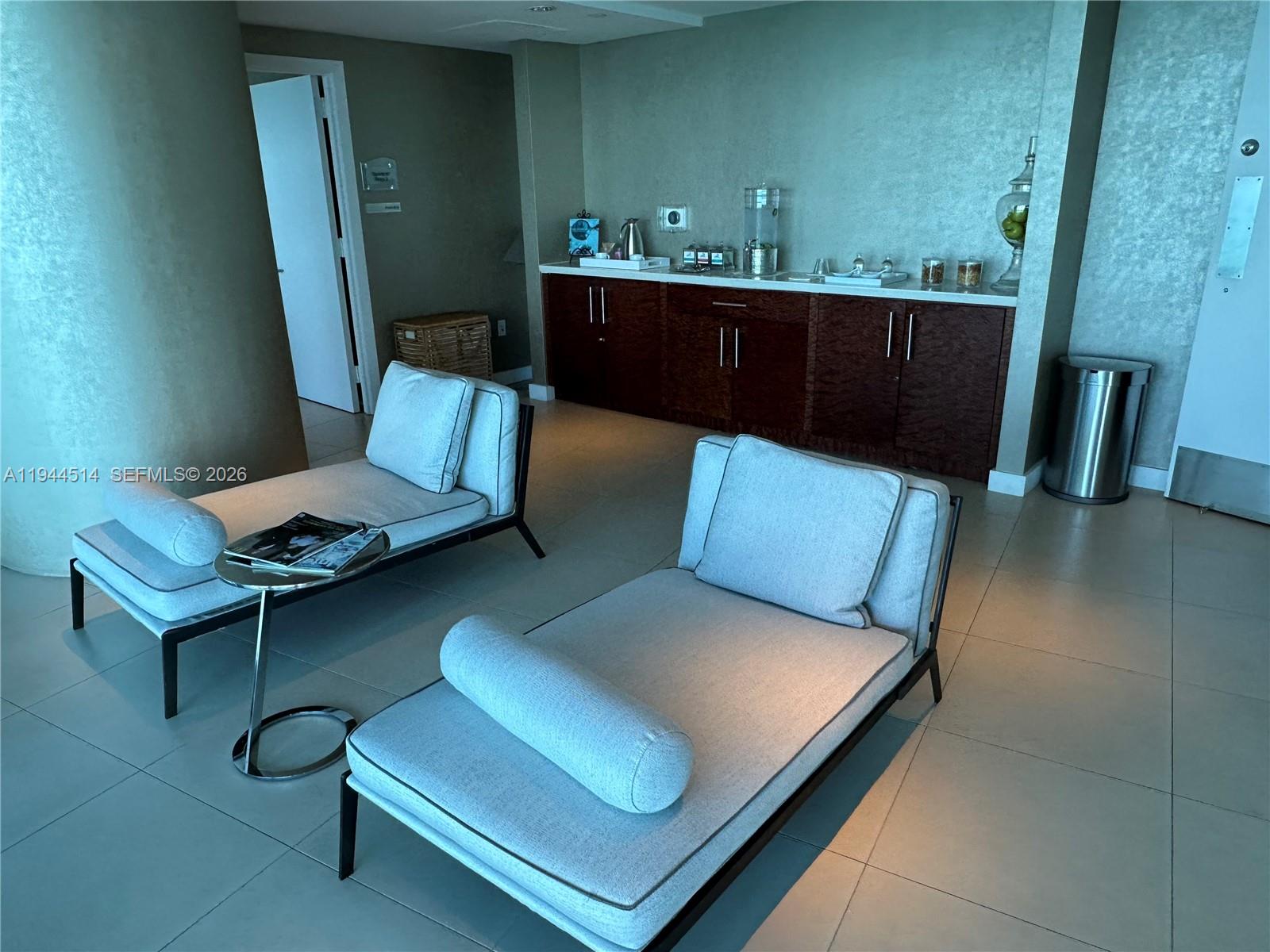 17001 Collins Ave #4101 Sunny Isles Beach, FL 33160