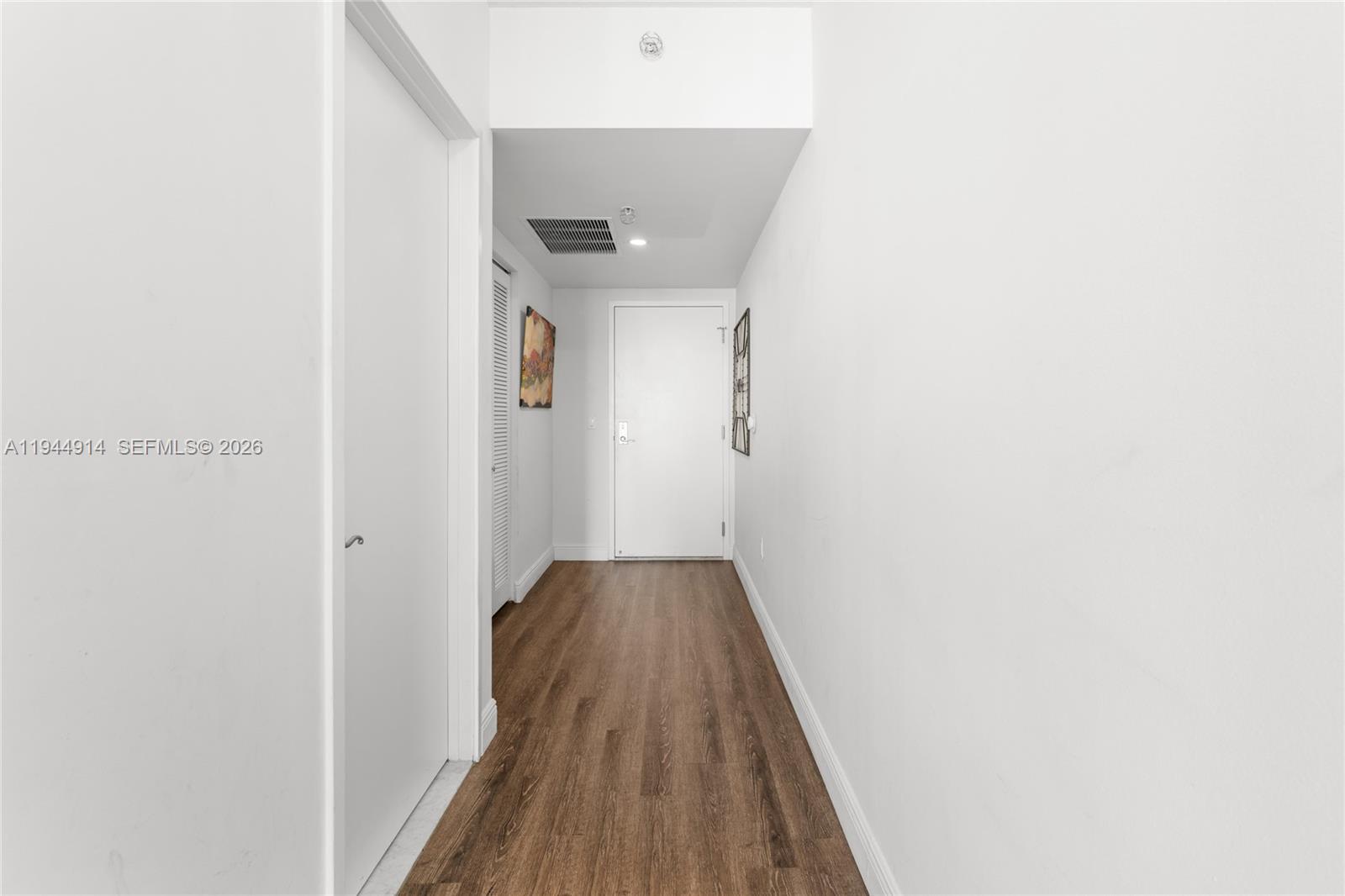 185 SW 7th St #2702 Miami, FL 33130