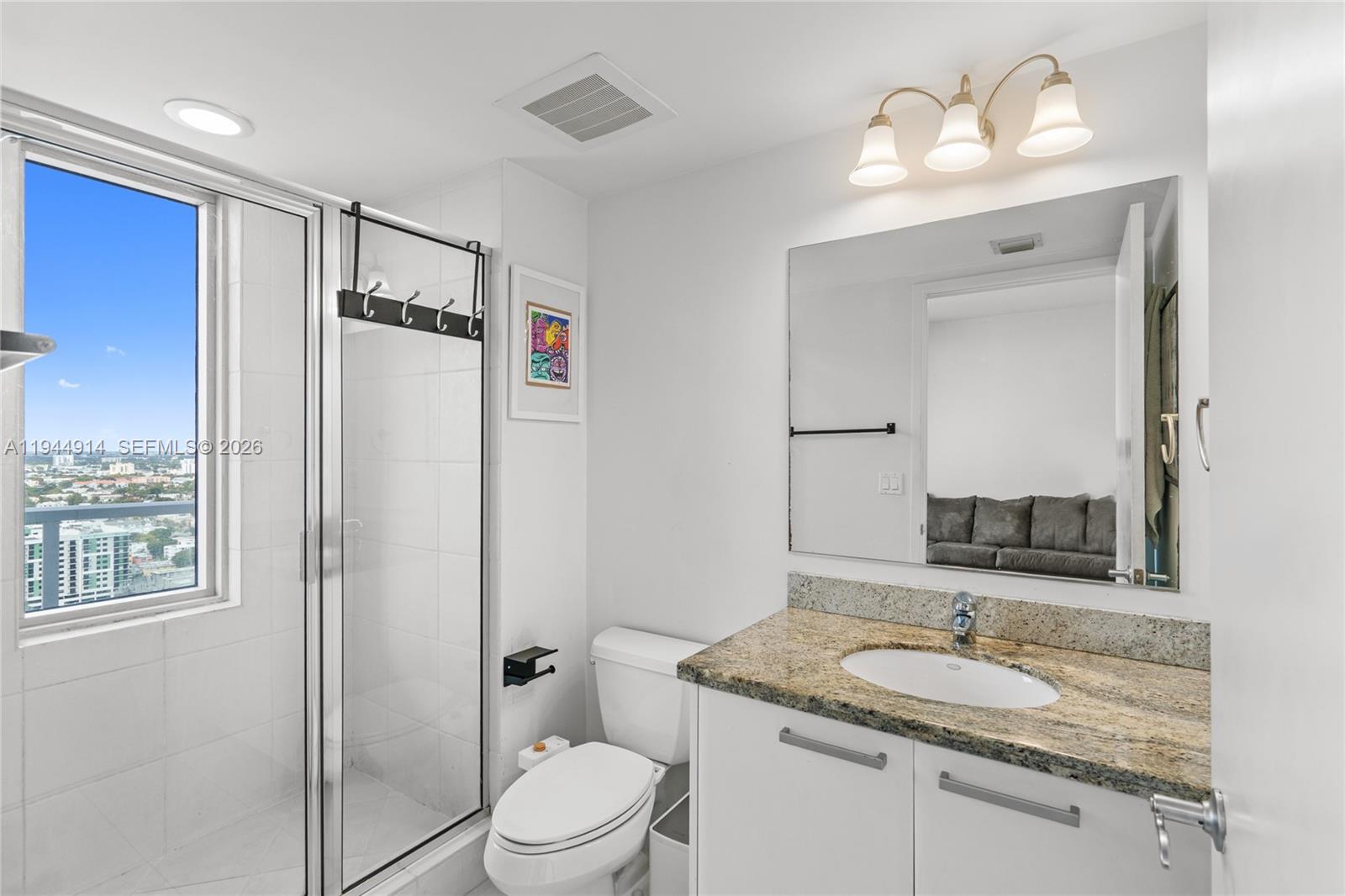 185 SW 7th St #2702 Miami, FL 33130