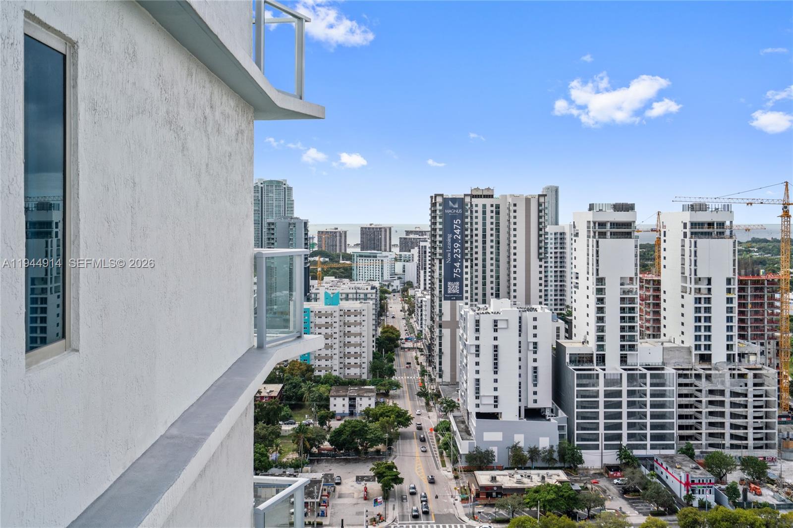 185 SW 7th St #2702 Miami, FL 33130