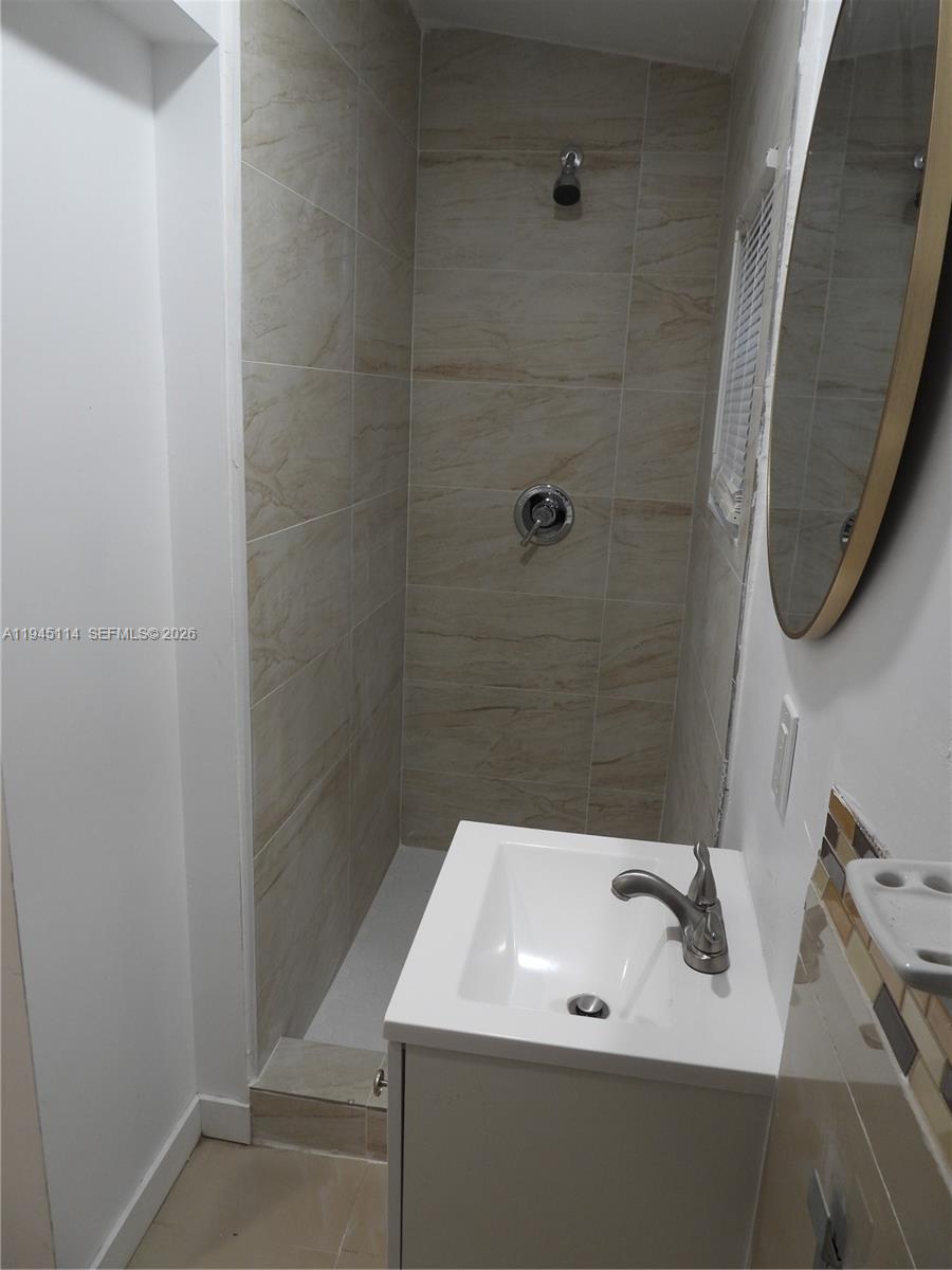 Undisclosed Address Miami, FL 33161