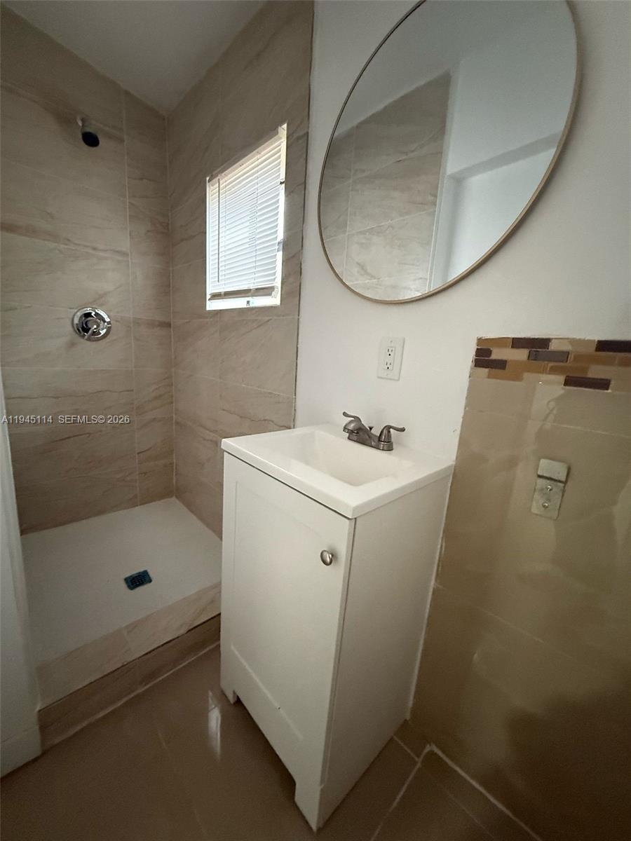 Undisclosed Address Miami, FL 33161