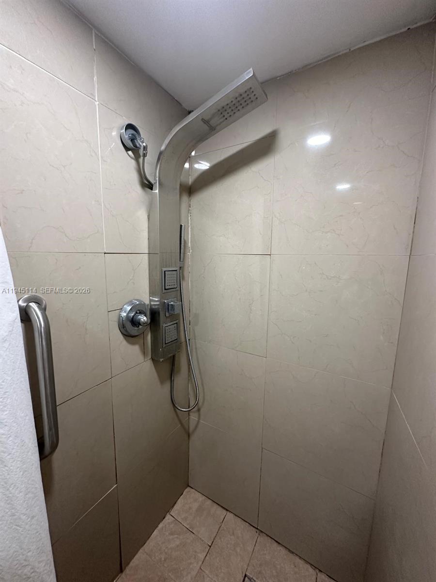 Undisclosed Address Miami, FL 33161