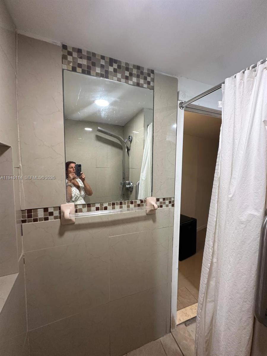 Undisclosed Address Miami, FL 33161