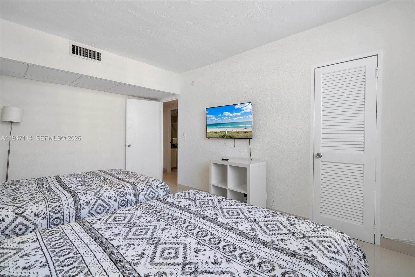 3801 S Ocean Dr #8X Hollywood, FL 33019