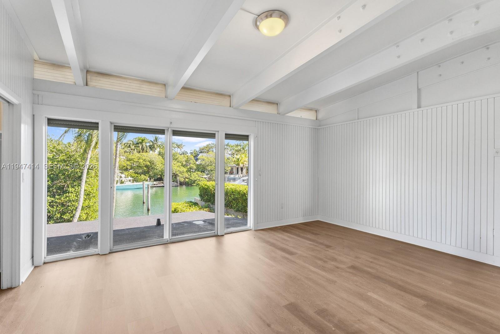 4 Harbor Pt Key Biscayne, FL 33149