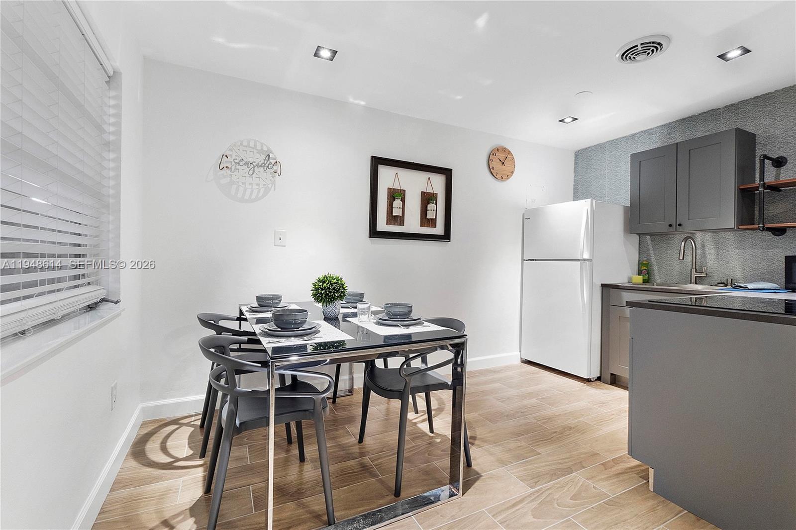 1730 NE 7th St #1-5 Fort Lauderdale, FL 33304