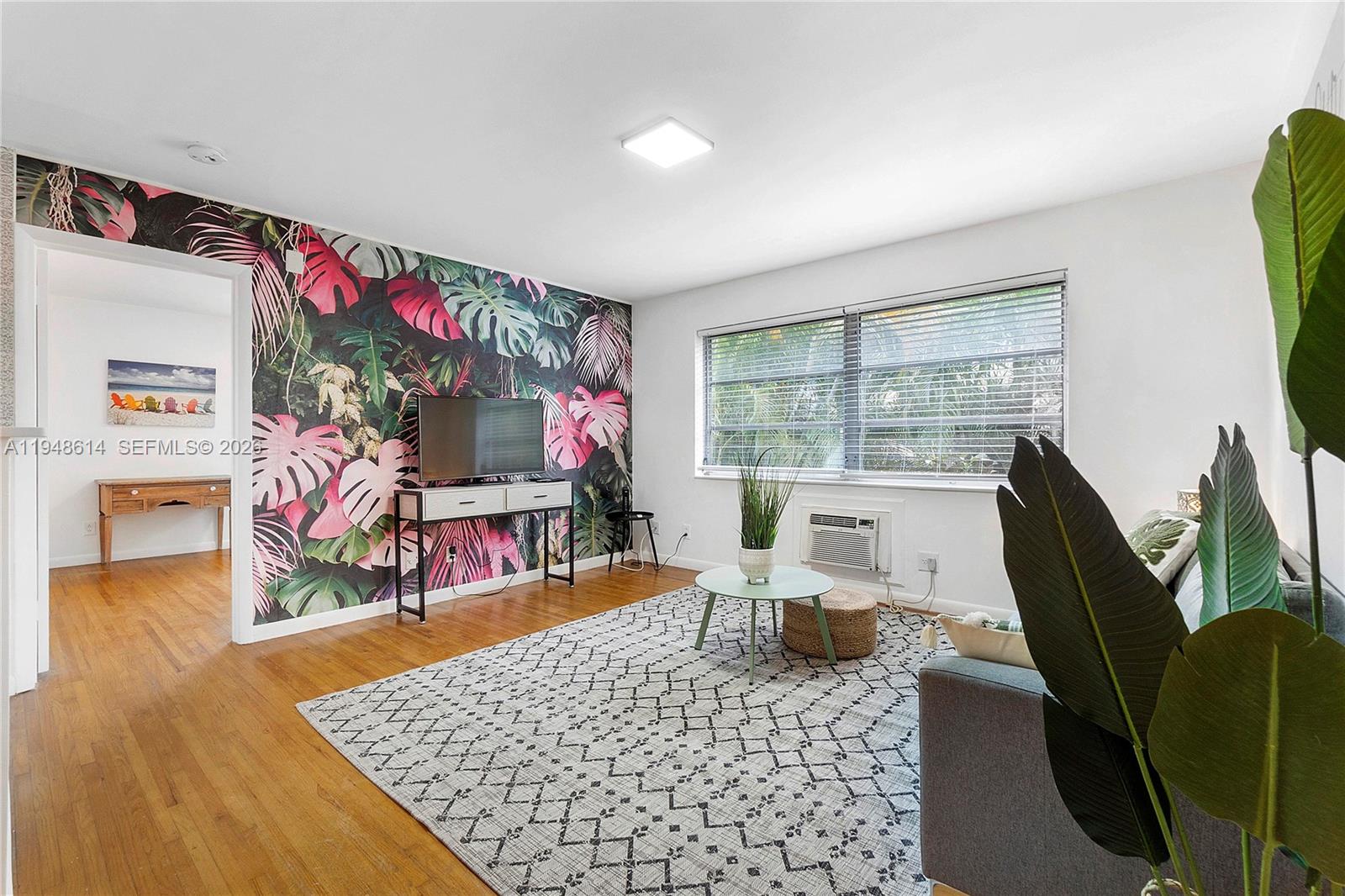 1730 NE 7th St #1-5 Fort Lauderdale, FL 33304