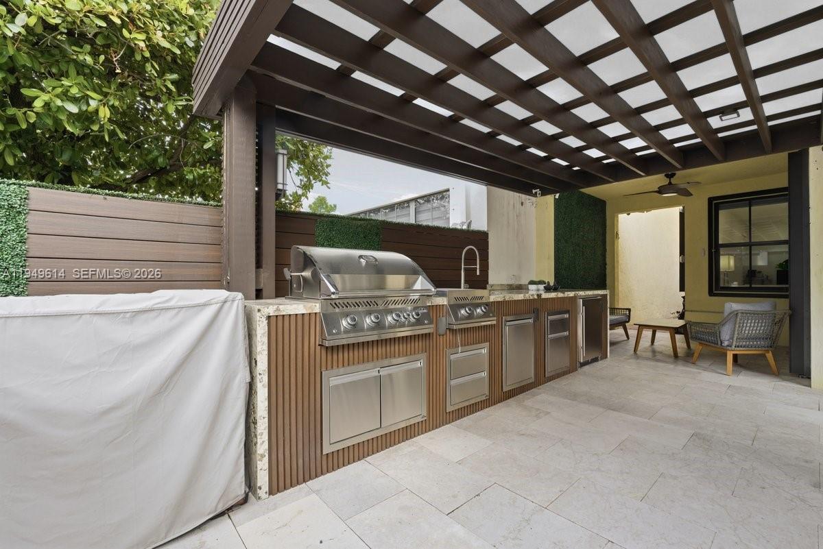 7026 NW 103rd Pl Doral, FL 33178