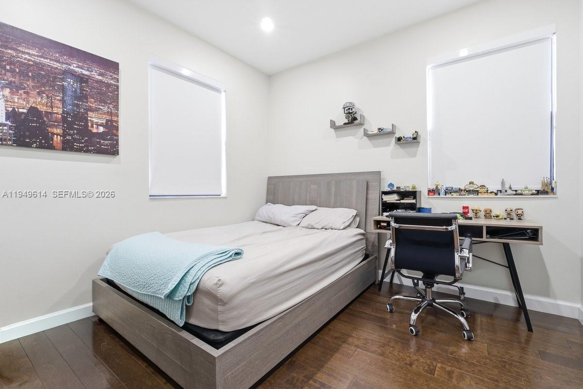 7026 NW 103rd Pl Doral, FL 33178