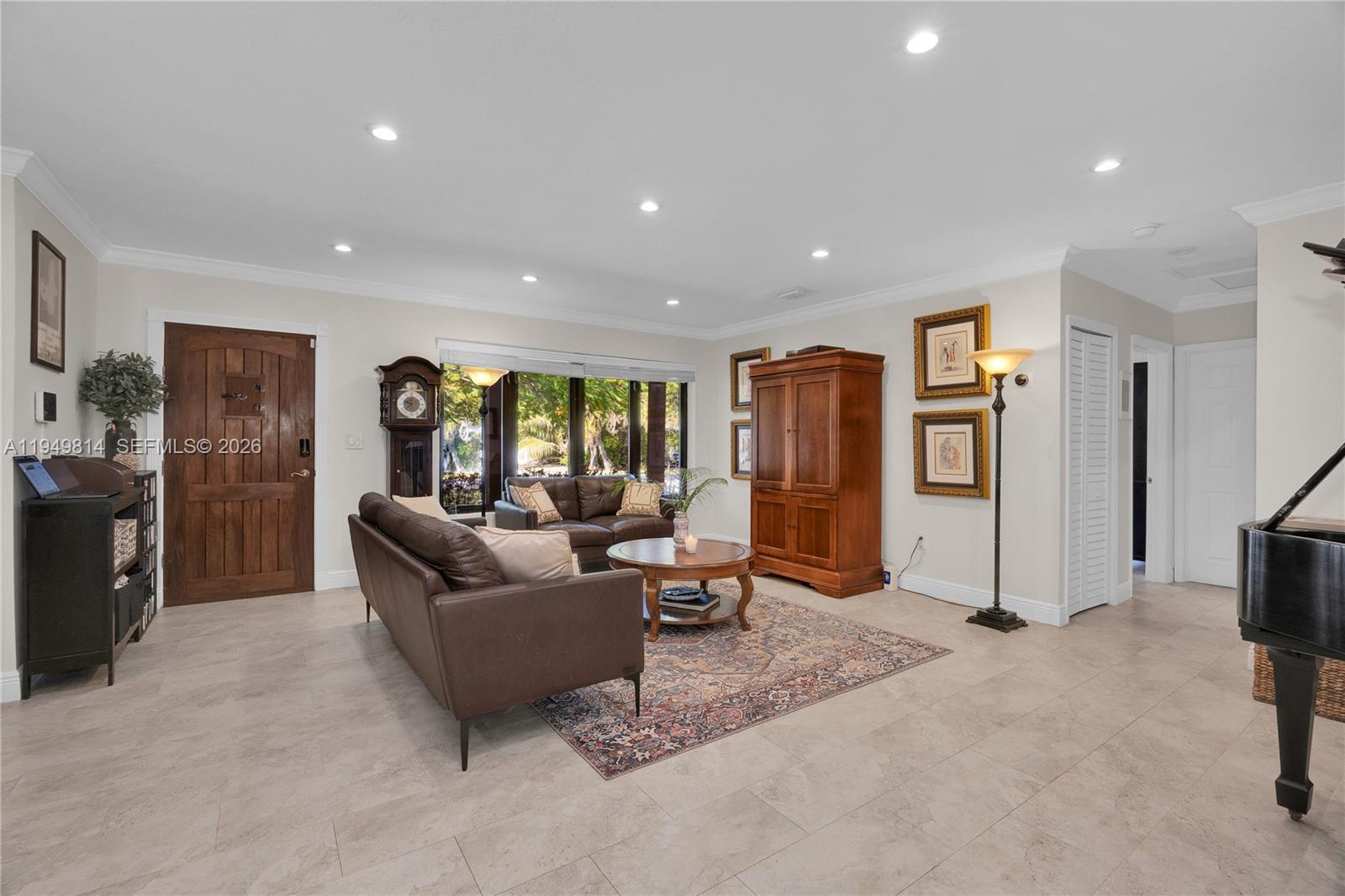 6220 SW 61st St South Miami, FL 33143