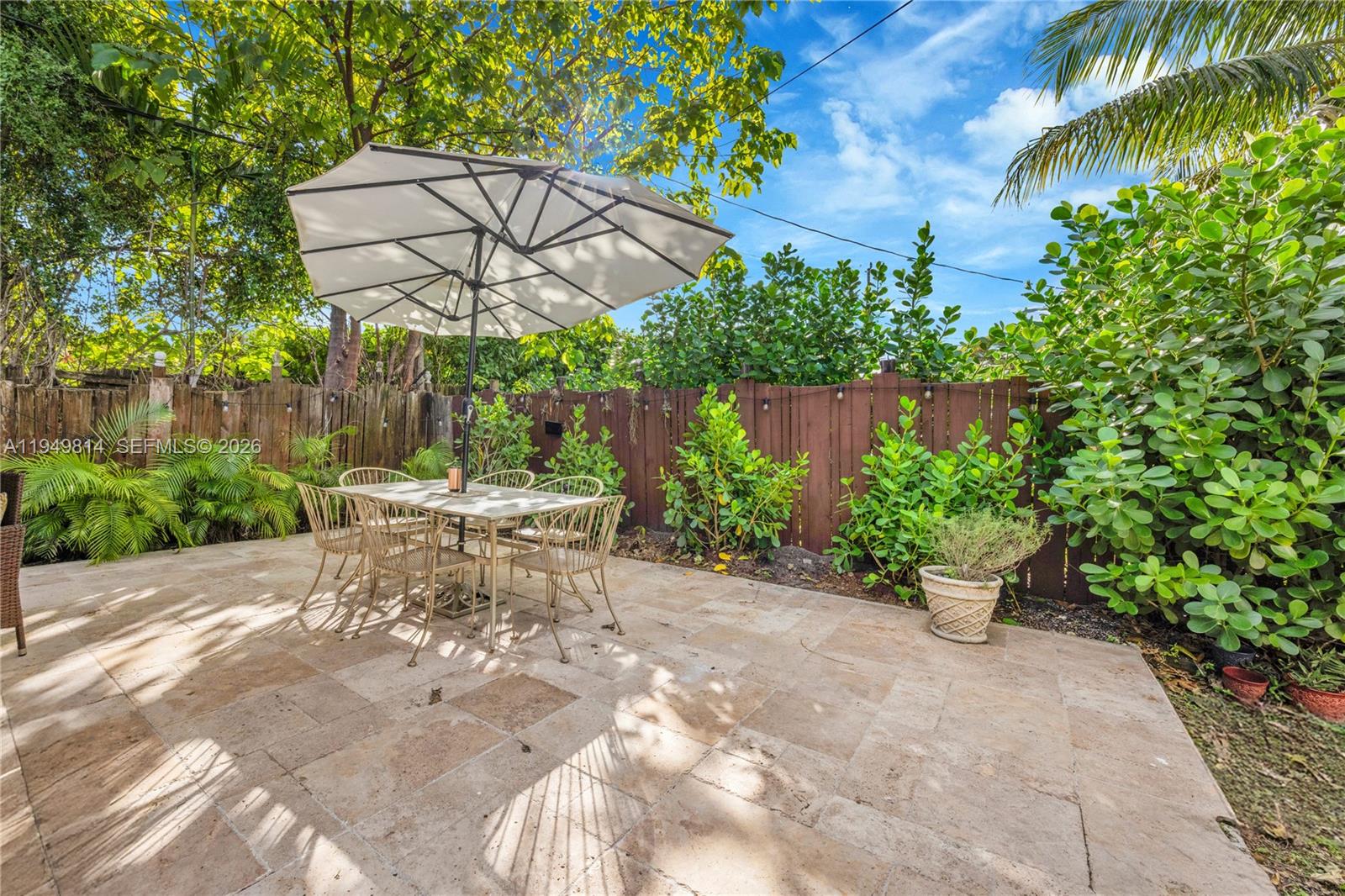 6220 SW 61st St South Miami, FL 33143