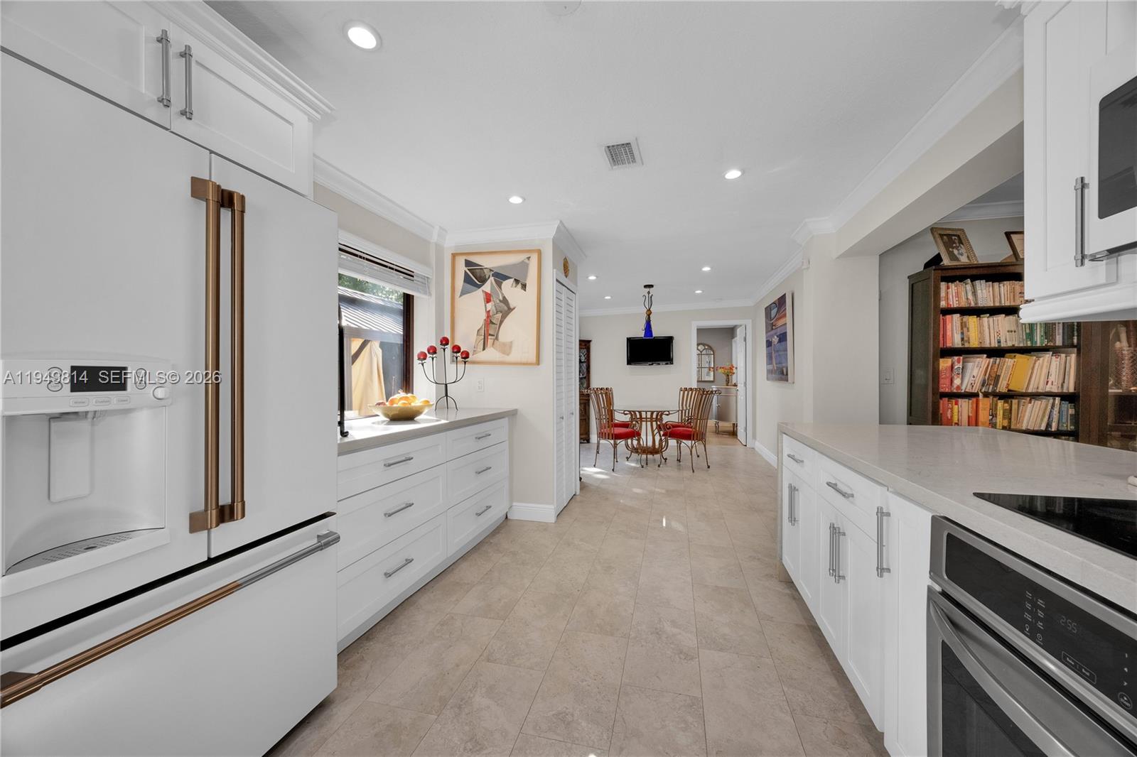 6220 SW 61st St South Miami, FL 33143