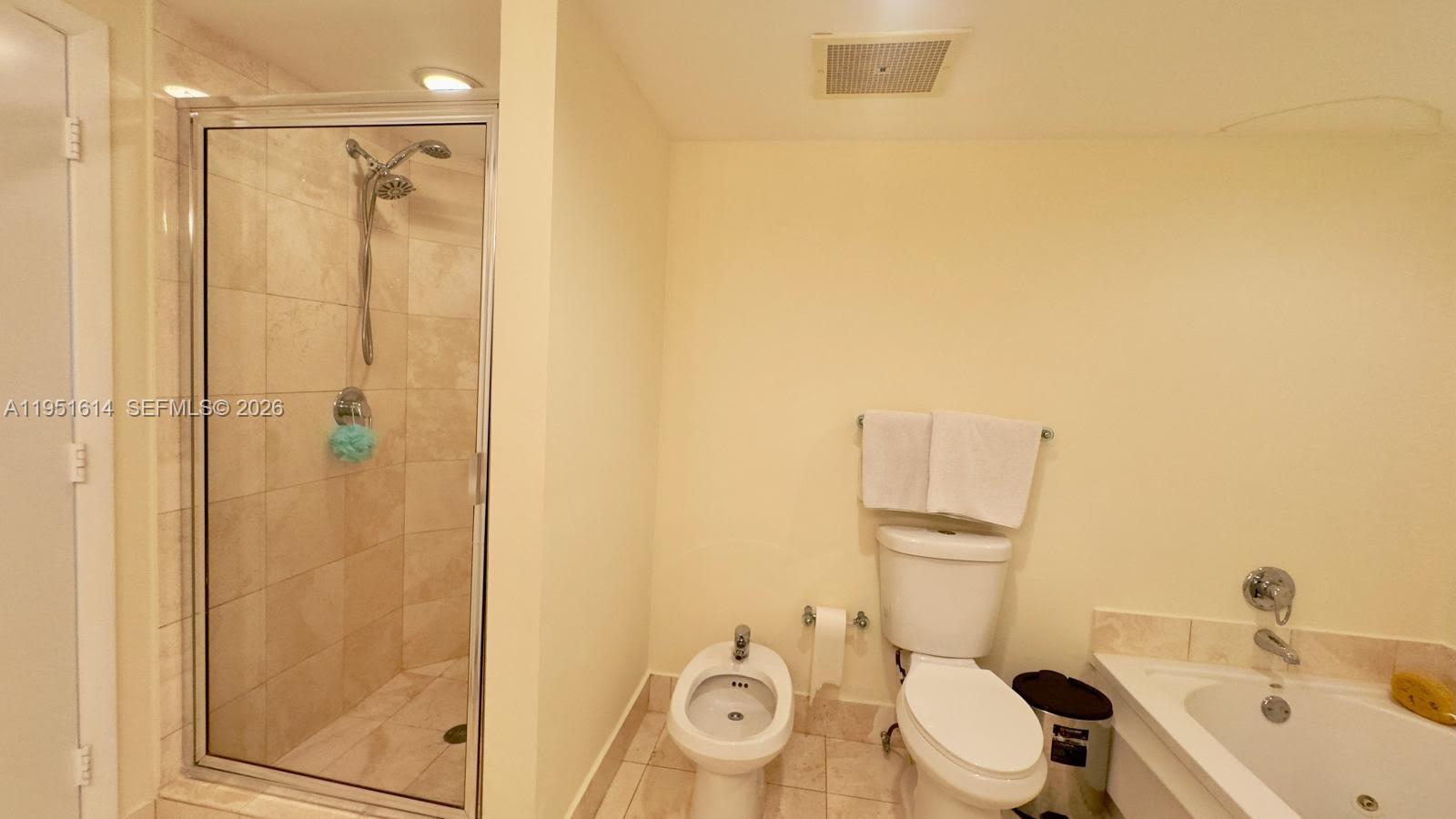 17375 Collins Ave #1003 Sunny Isles Beach, FL 33160