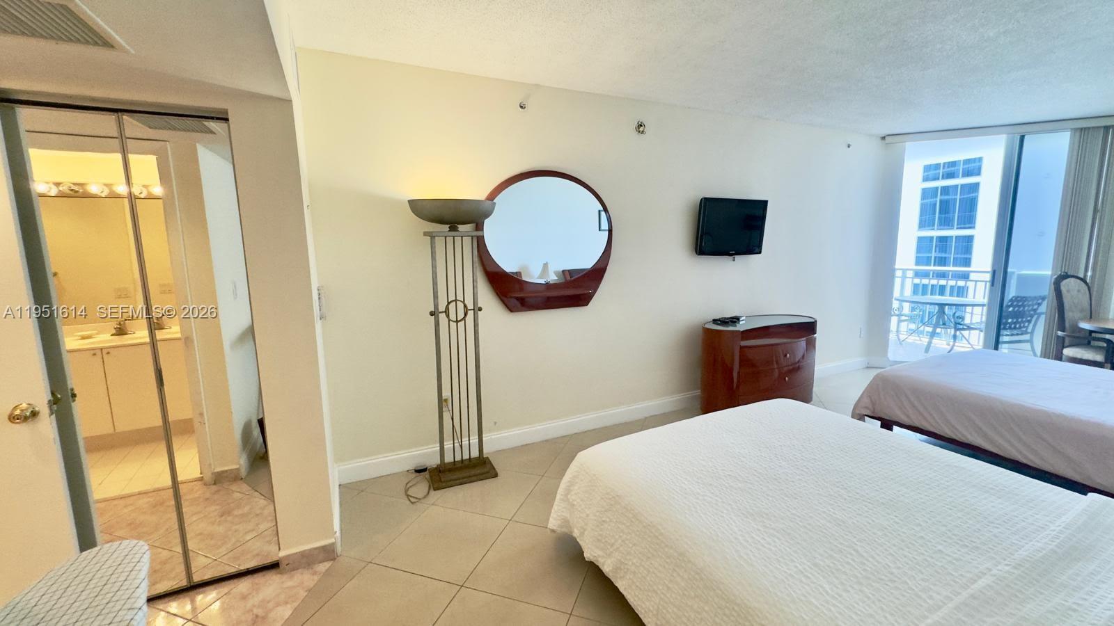 17375 Collins Ave #1003 Sunny Isles Beach, FL 33160