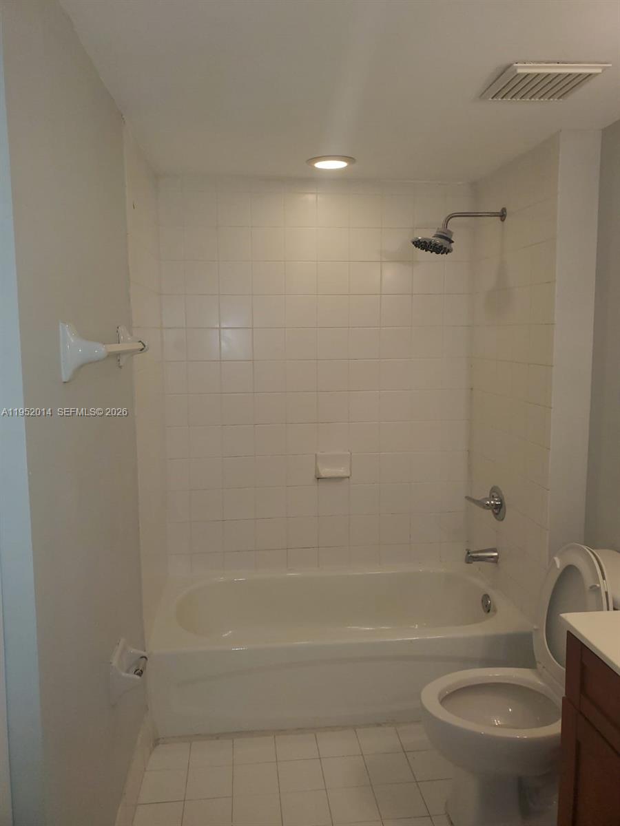 36 NW 6th Ave #603 Miami, FL 33128