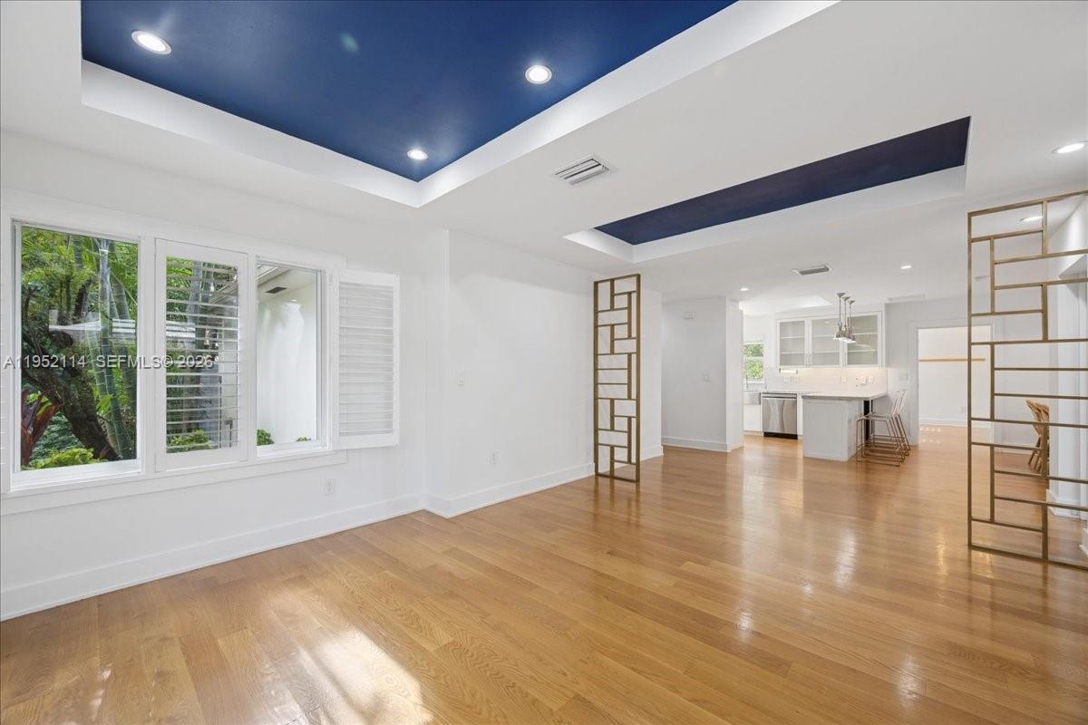 2910 Calusa St Miami, FL 33133