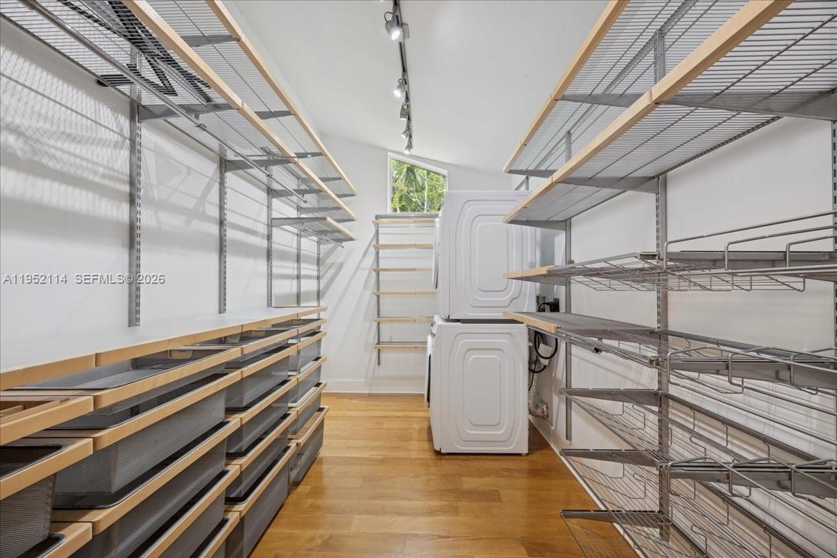 2910 Calusa St Miami, FL 33133