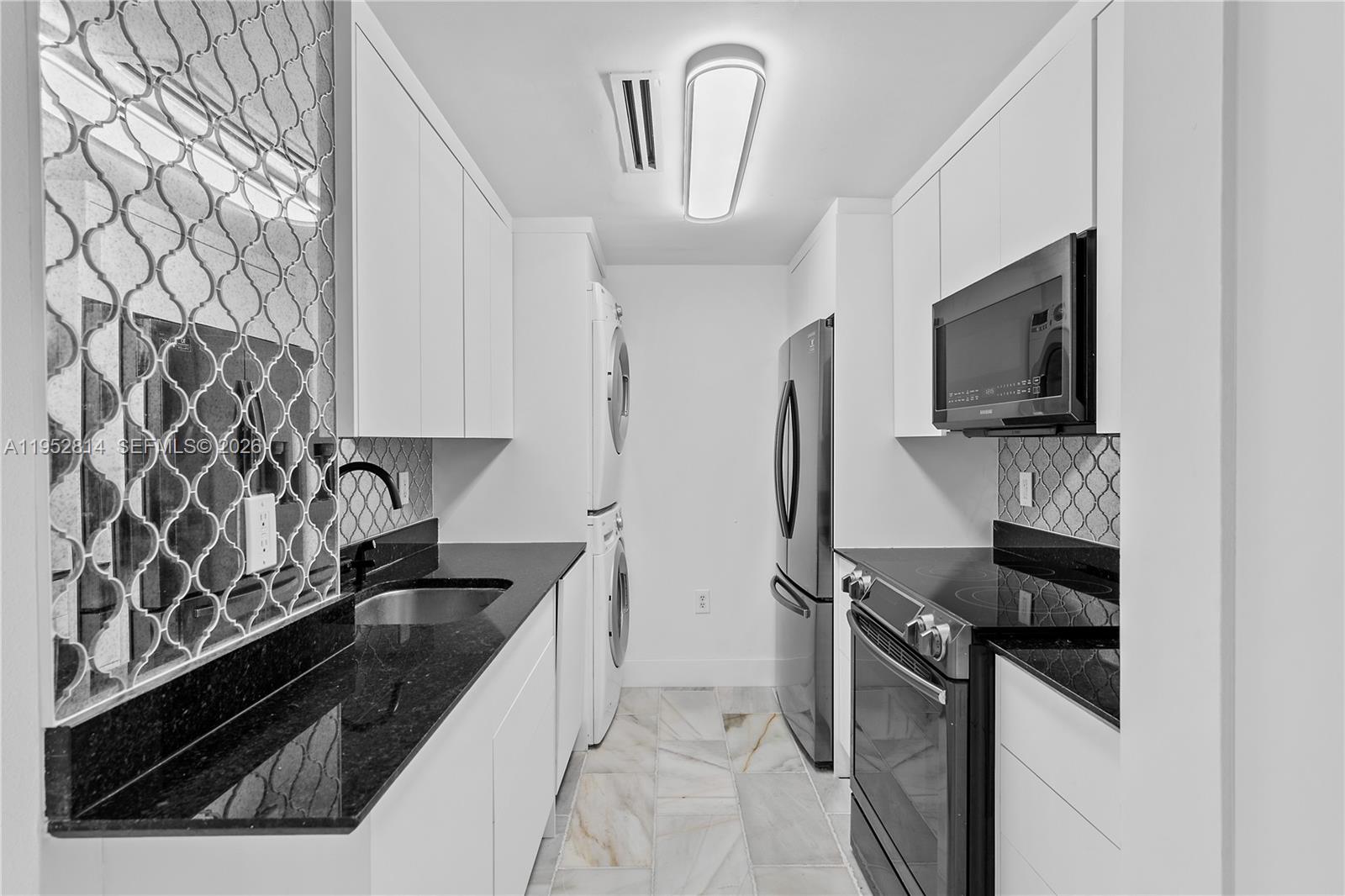 10275 Collins Ave #1035 Bal Harbour, FL 33154