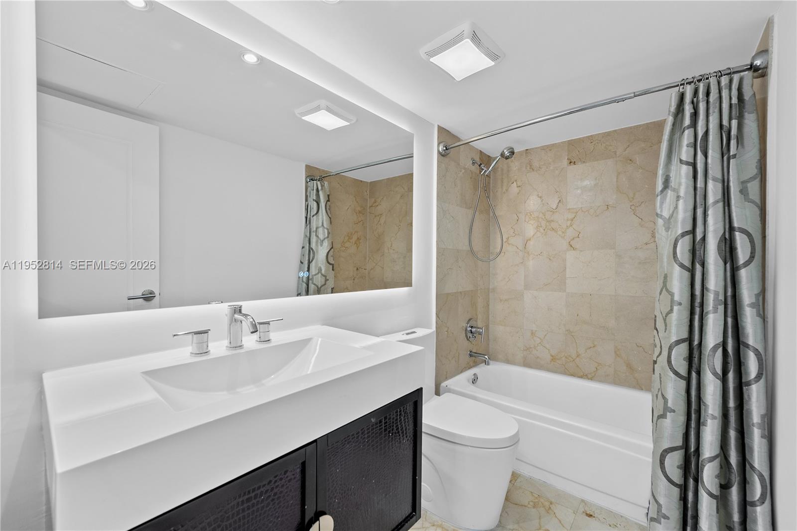 10275 Collins Ave #1035 Bal Harbour, FL 33154