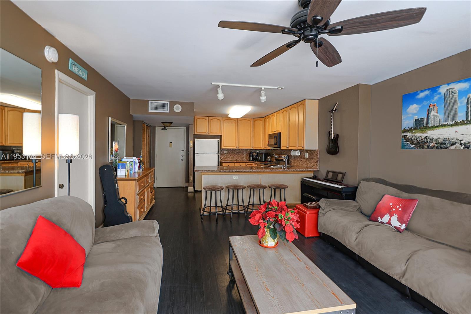 345 Ocean Dr #714 Miami Beach, FL 33139