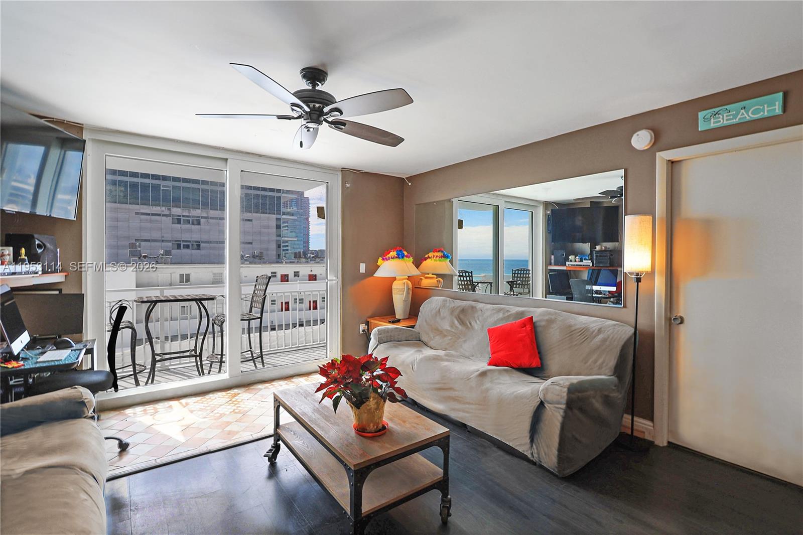 345 Ocean Dr #714 Miami Beach, FL 33139