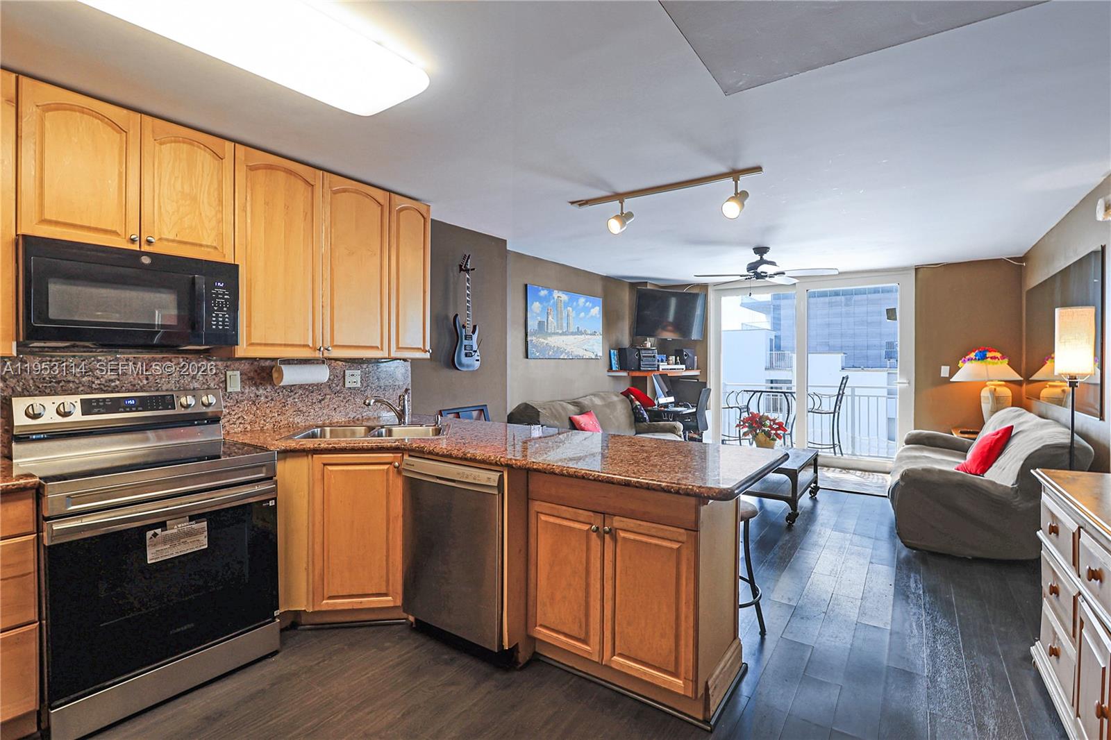 345 Ocean Dr #714 Miami Beach, FL 33139