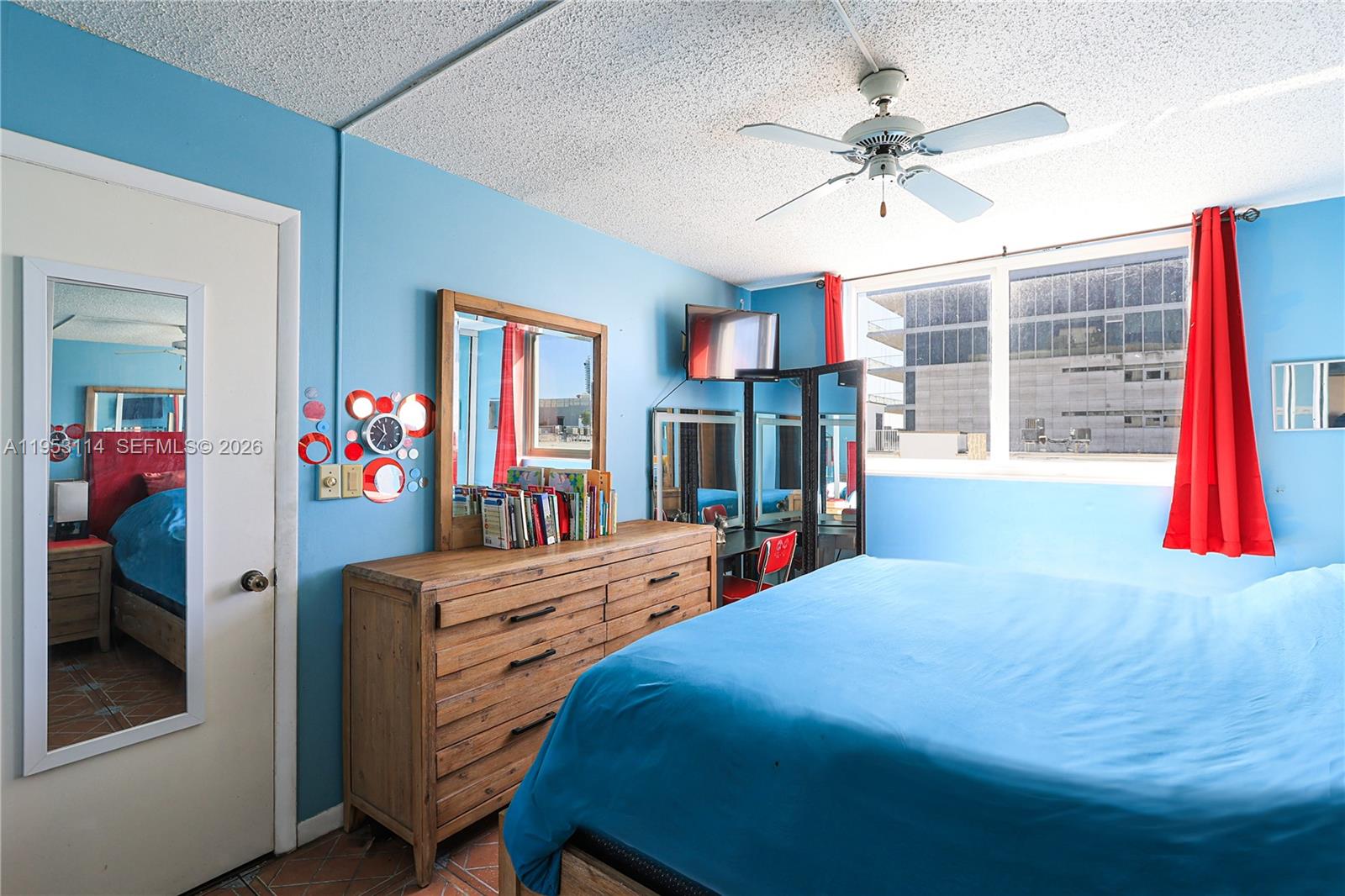 345 Ocean Dr #714 Miami Beach, FL 33139