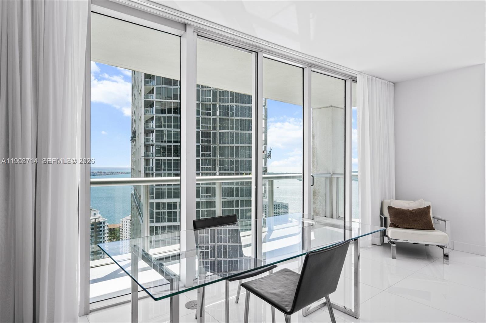 image Icon Brickell III (W Miami)15