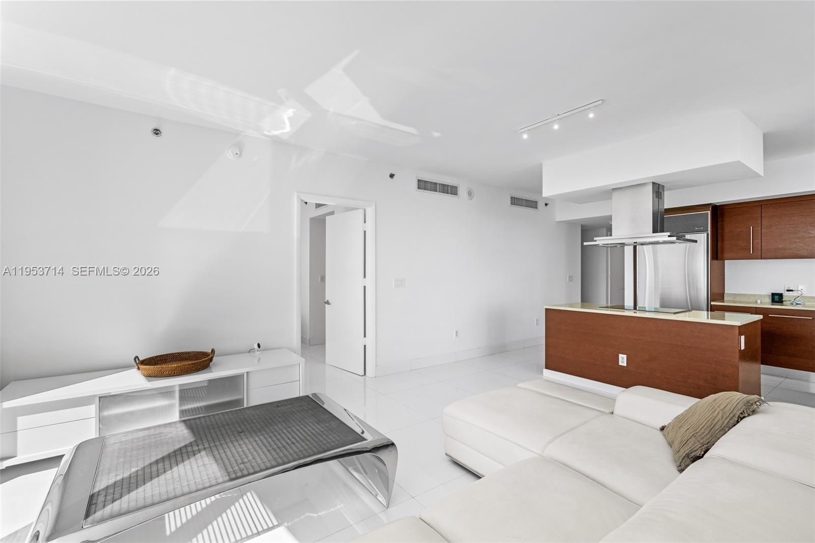 image Icon Brickell III (W Miami)18