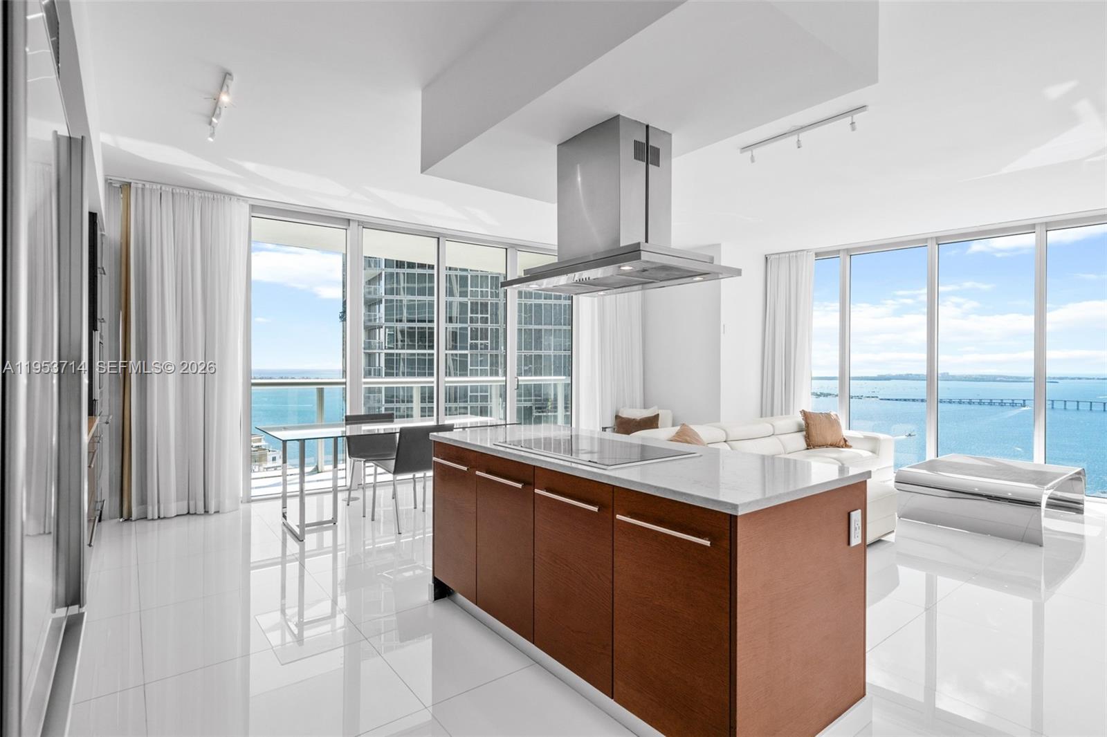 image Icon Brickell III (W Miami)1