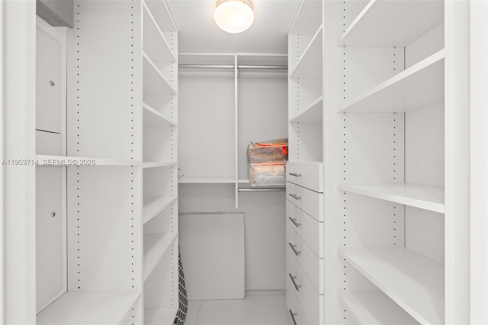 image Icon Brickell III (W Miami)41