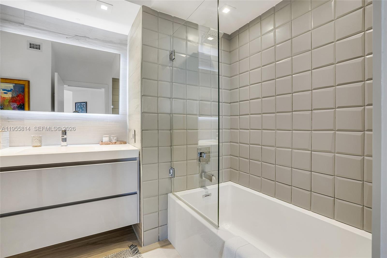 image The Waverly at South Beach19