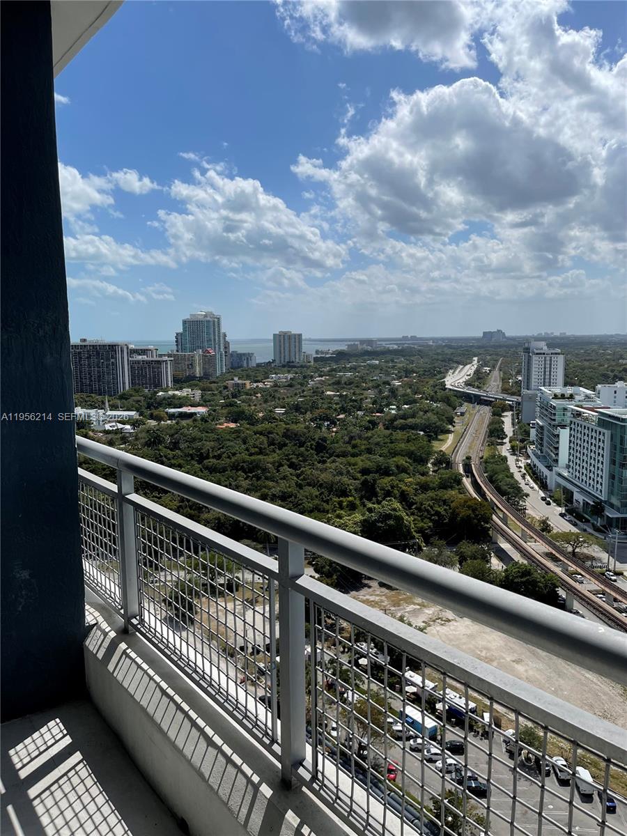 image Infinity at Brickell6