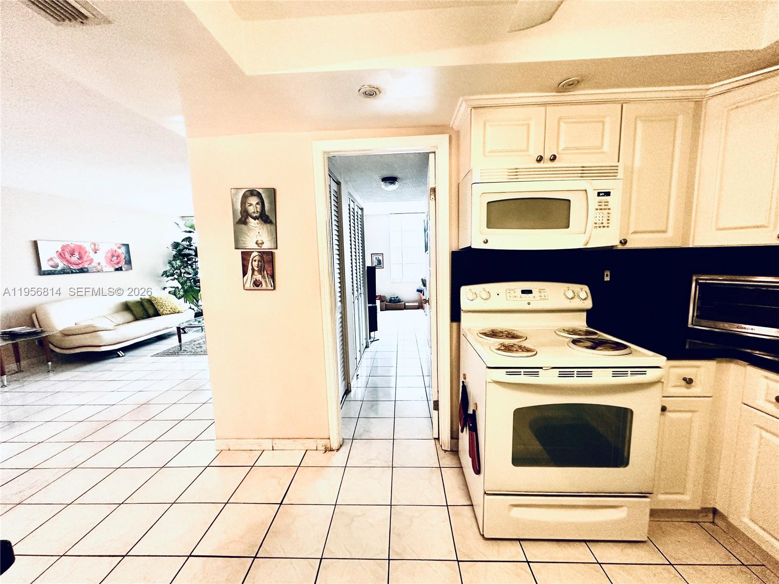 image Winston Towers 30019