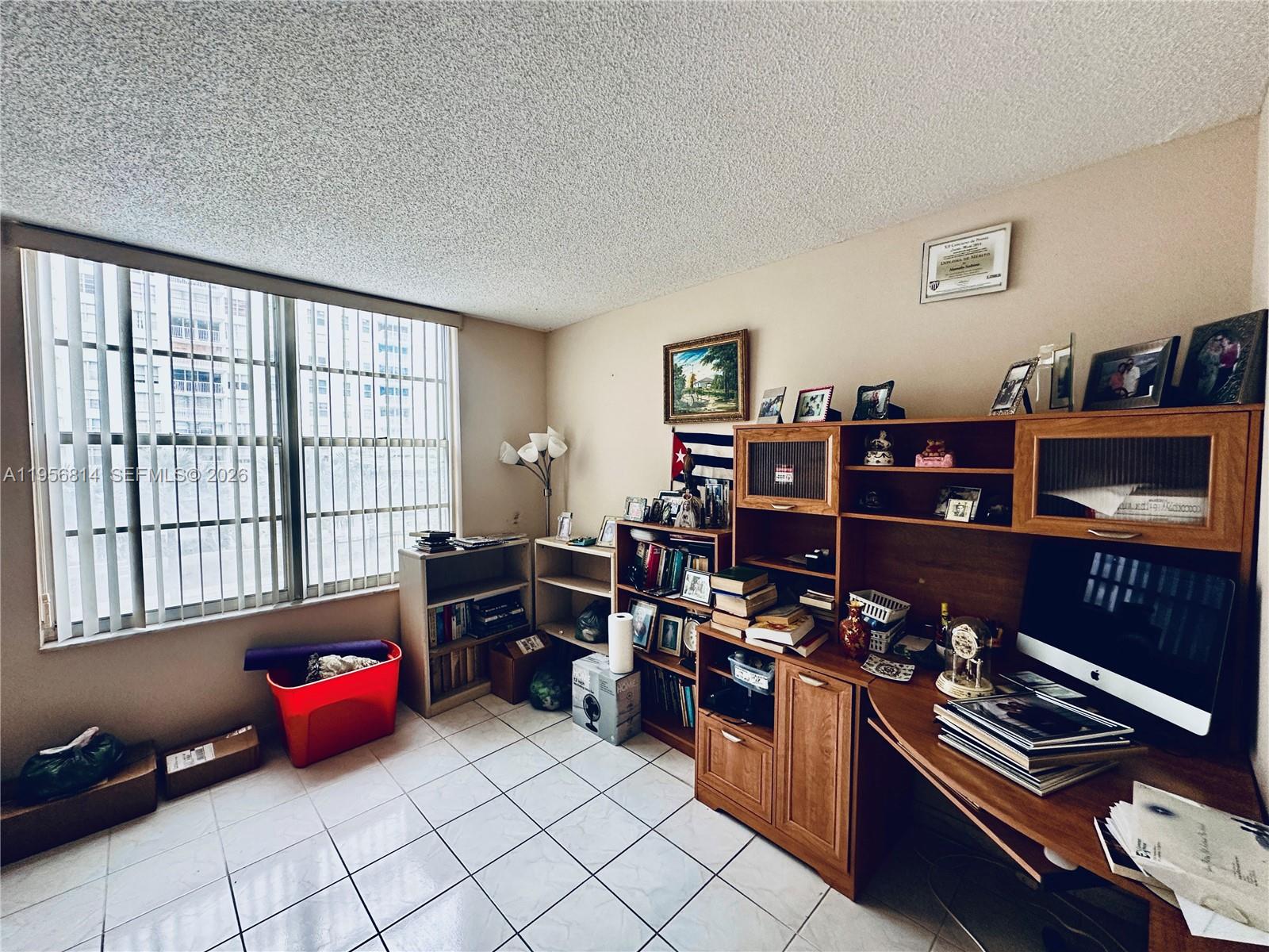 image Winston Towers 30029